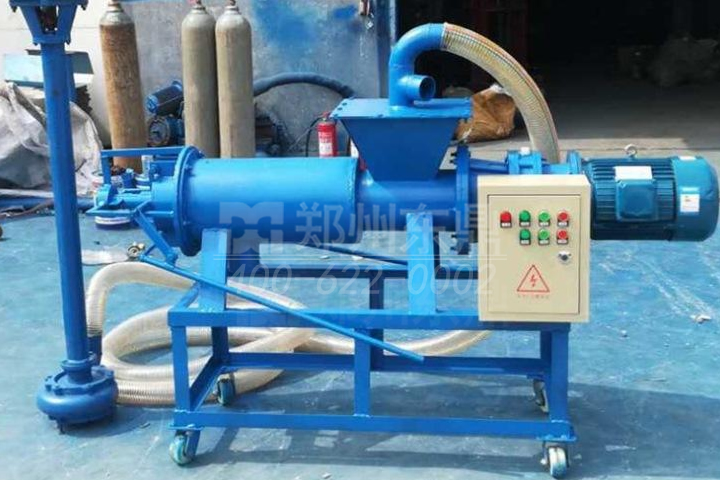 畜禽糞便固液分離機(jī)適用于對養(yǎng)殖場牛糞沼渣、雞糞、豬糞等物料進(jìn)行脫水預(yù)處理